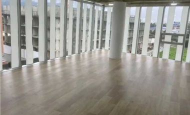 VENTA DE OFICINA PARA ESTRENAR EN QUANTUM, VIA CHIA-CAJIC