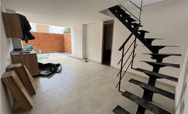 VENTA APARTAMENTO LAURELES CON LICENCIA TURSTICA