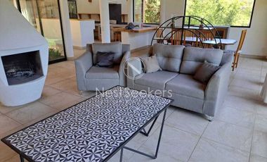 CASA EN RENTA CERCA DE ACATITLAN