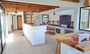 CASA EN RENTA CERCA DE ACATITLAN