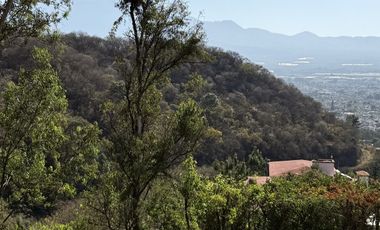 Casa en Venta con Alberca y Terraza Panorámica en Ciudad Guzmán.