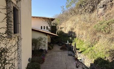 Casa en Venta con Alberca y Terraza Panorámica en Ciudad Guzmán.