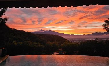 Casa en Venta con Alberca y Terraza Panorámica en Ciudad Guzmán.