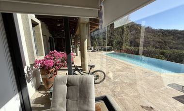 Casa en Venta con Alberca y Terraza Panorámica en Ciudad Guzmán.