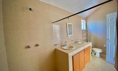 CASA EN VENTA EN LAS FINCAS