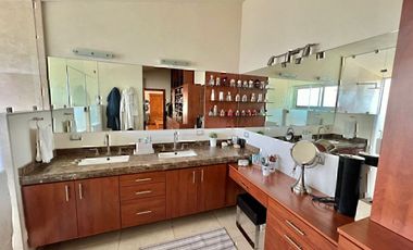 Casa en  Venta en Valle Real 4 recamaras