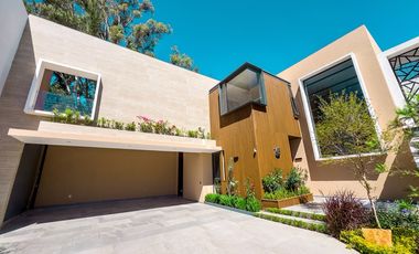 Casa en exclusivo condominio Mítica Residencial, Zapopan