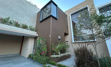 Casa en exclusivo condominio Mítica Residencial, Zapopan