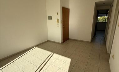 Departamento de 1 dormitorio en Alquiler 50 e/ 2 y 3