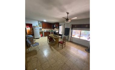 Granadero Baigorria, Eva Peron Nº 632 - VENTA