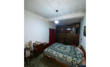 Granadero Baigorria, Eva Peron Nº 632 - VENTA