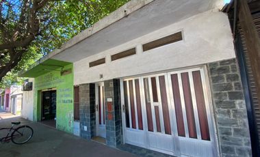 Granadero Baigorria, Eva Peron Nº 632 - VENTA