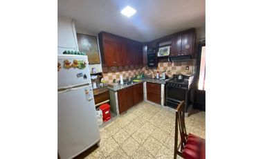 Granadero Baigorria, Eva Peron Nº 632 - VENTA