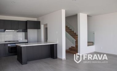VENTA DE CASA EN PARQUES VALLARTA