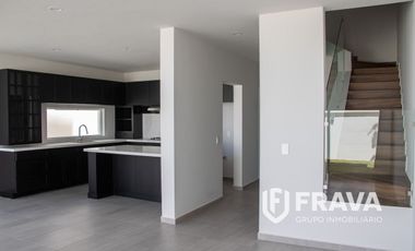 VENTA DE CASA EN PARQUES VALLARTA