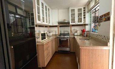 SE VENDE CASA EN SALAMANCA
