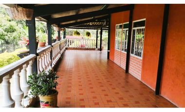 FINCA EL PARAISO SANTA ISABEL MESITAS DEL COLEGIO. CUNDINAMARCA