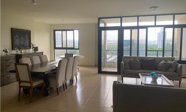 ALQUILER DE AMPLIO Y ELEGANTE APARTAMENTO EN COSTA DEL ESTE.