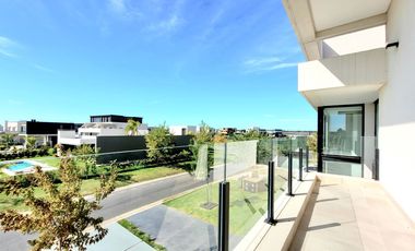 VENTA CASA 6 AMB A LA LAGUNA PUERTOS BARRIO COSTAS