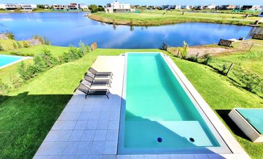 VENTA CASA 6 AMB A LA LAGUNA PUERTOS BARRIO COSTAS