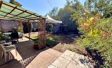 Local Comercial en Venta en Casa Uso Comercial Con Gran Terreno, a Pasos de Metro, La Reina