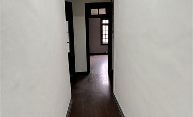 Oficina en Arriendo en Granaderos / Manuel Montt