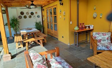 Casa en Venta en Via Regina / Monseñor Edwards