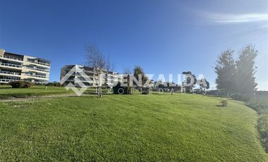 Departamento en Venta en Condominio Barrio el Golf