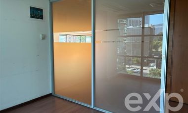 Oficina en Arriendo en Avenida Apoquindo nro 4775, oficna 402