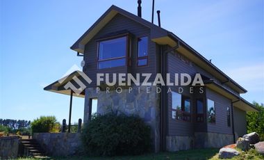 Casa en Arriendo en Los Arrayanes camino ensenada