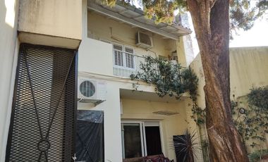 Venta Casa 7 amb. San Isidro tribunales. 255m2