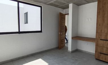 🏡 ¡Casa sola en Burgos, Cuernavaca! Con Rooftop 🌇 $3,700,000🏦