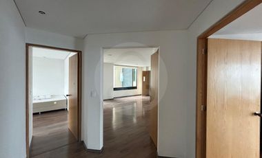 Residencial Puerta del Lago Departamento en renta en Lomas Country Club