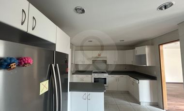 Residencial Puerta del Lago Departamento en renta en Lomas Country Club