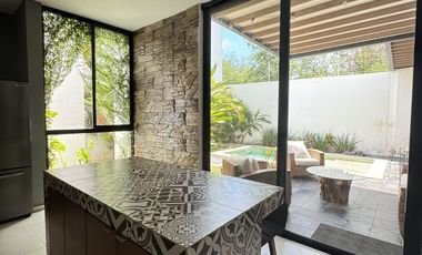 Casa en Renta en privada Barlovento, Temozón, Mérida, Yucatán. Julio 2025