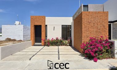 CASA EN VENTA EN COMALA, 2 RECÁMARAS 2 BAÑOS, COCHERA PARA DOS AUTOS