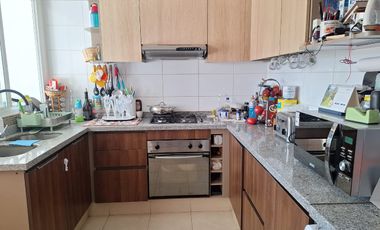 Se arrienda casa dos pisos en  Condominio Barrio Sacramento