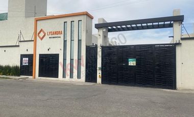 Casa en Renta en Privada con Roof Garden y Diseño Moderno  ¡Tu Nuevo Hogar Te Espera!e