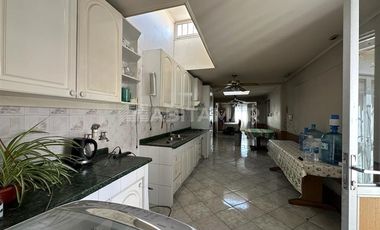 Casa en Venta en Avenida Angamos