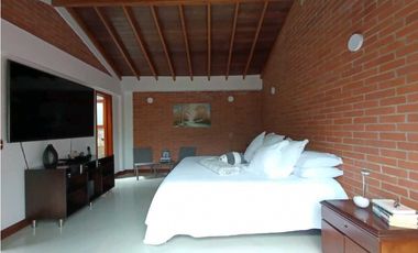 Casa Campestre En Venta, San José - Sabaneta
