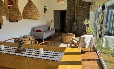 Casa en Venta en Parque Ivian 2