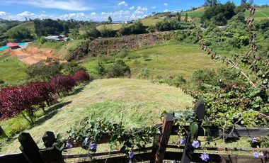 Finca independiente para venta en marinilla - vereda san jose