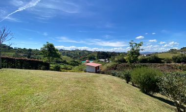 Finca independiente para venta en marinilla - vereda san jose