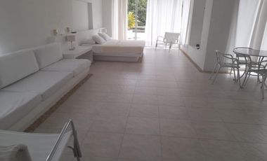Venta casa club el peñon, en girardot