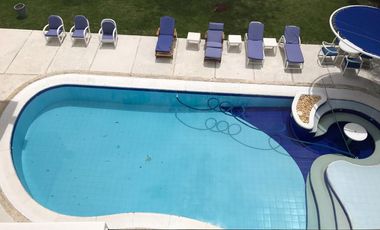 Venta casa club el peñon, en girardot