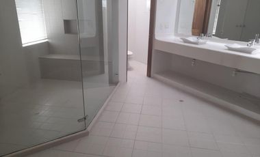 Venta casa club el peñon, en girardot