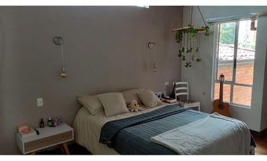 Casa remodelada en venta cerca al marymount