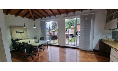 Casa remodelada en venta cerca al marymount