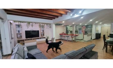 Casa remodelada en venta cerca al marymount