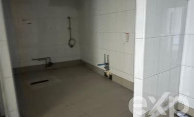 Local Comercial en Arriendo en Avenida Apoquindo 4775, local 1 B primer piso Las Condes